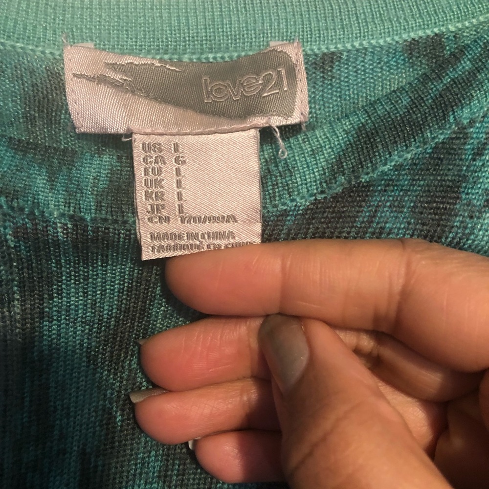 Animal Print Spring Sweater - Picture 4 of 4